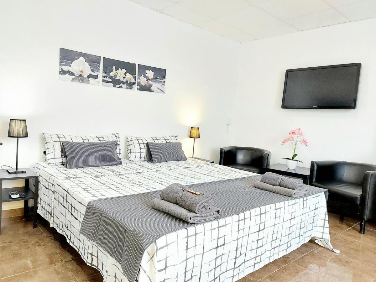 Gloria Host House Apartment อาลิกันเต ภายนอก รูปภาพ