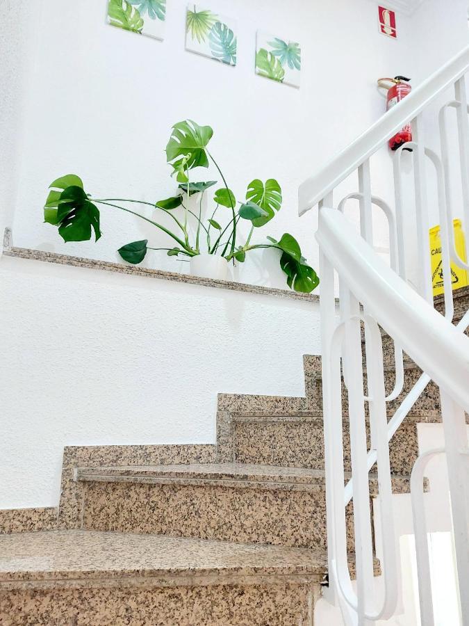 Gloria Host House Apartment อาลิกันเต ภายนอก รูปภาพ