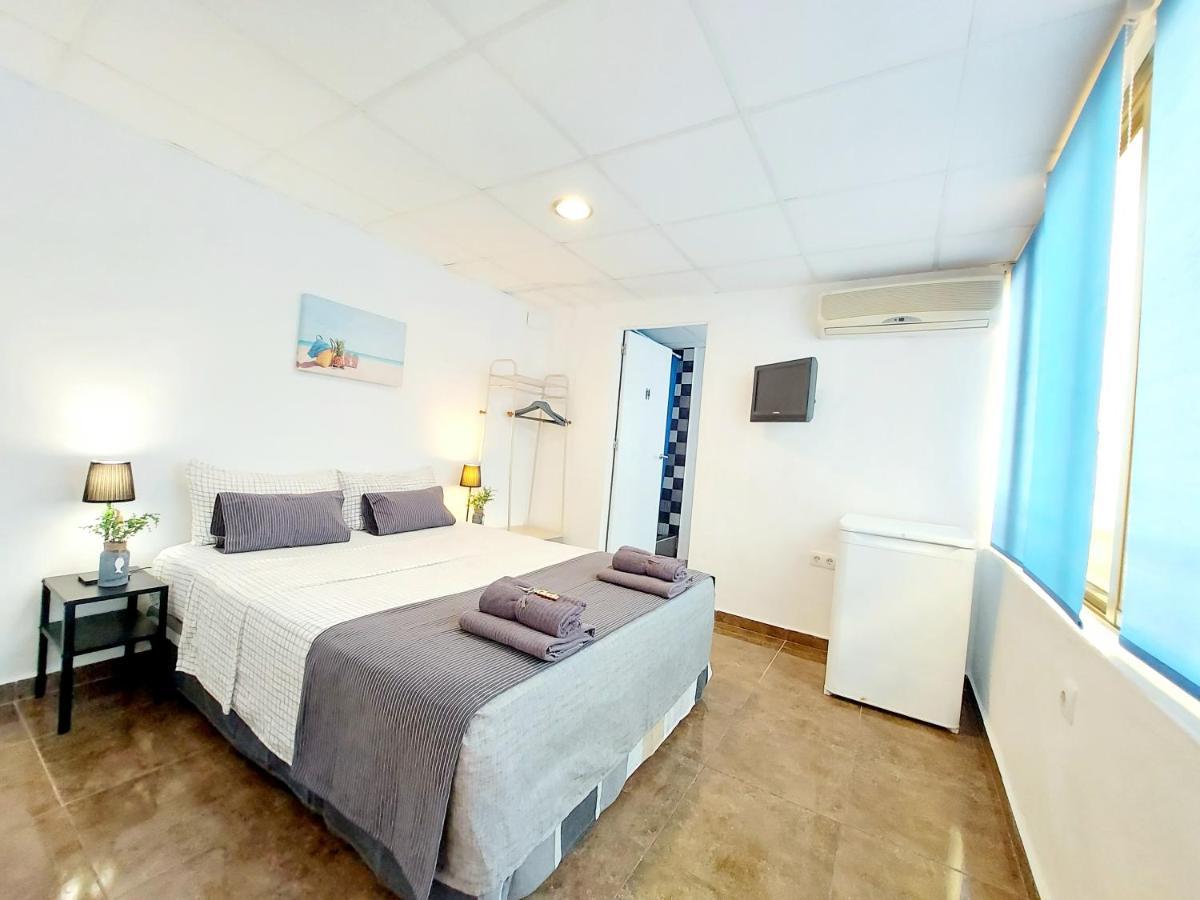 Gloria Host House Apartment อาลิกันเต ภายนอก รูปภาพ